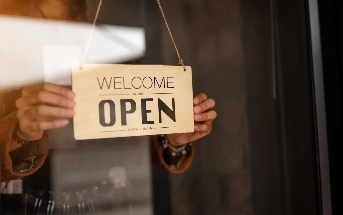 tienda-abierta-el-viernes-santo