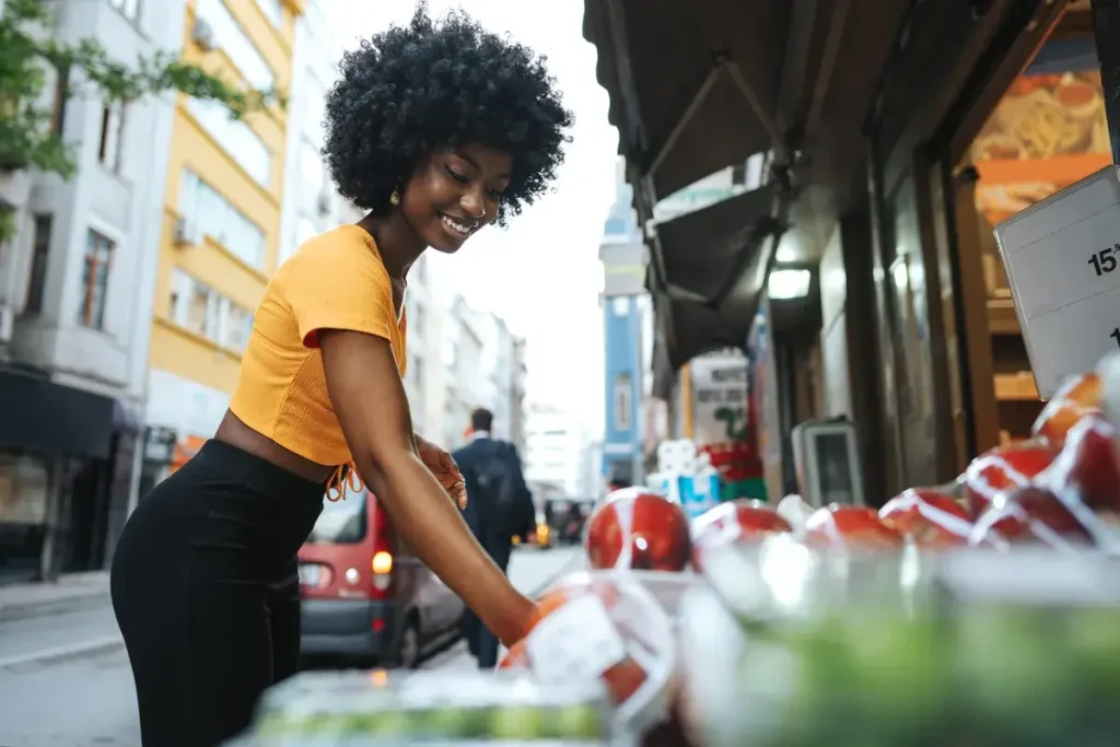 young-african-american-woman-shopping