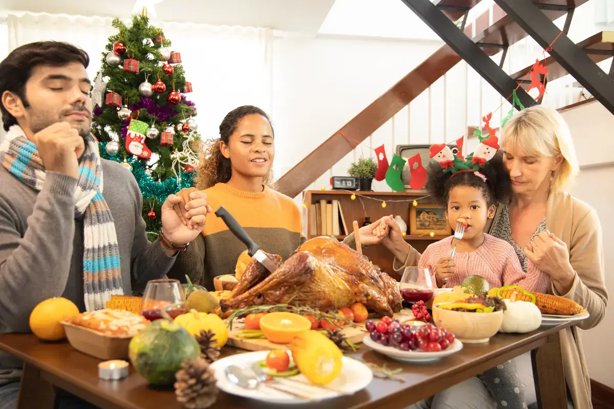 thanksgiving-day-family-1