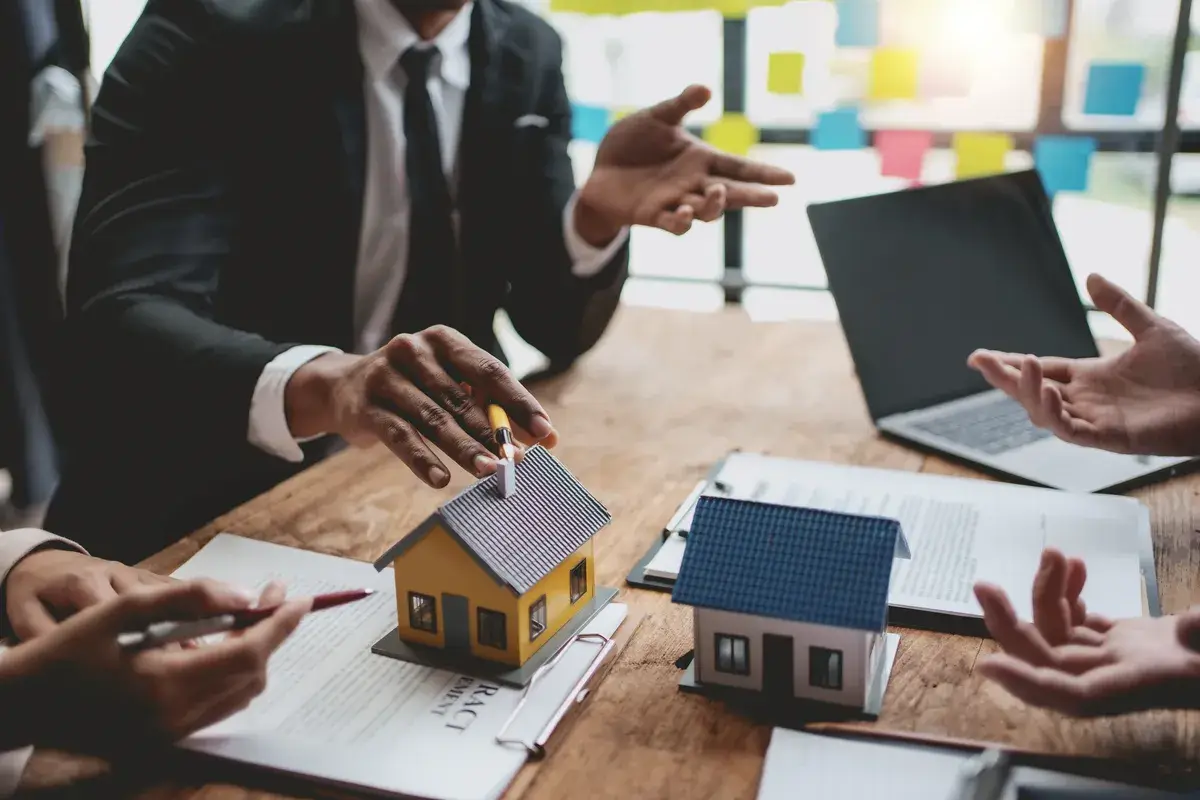 business-people-meeting-together