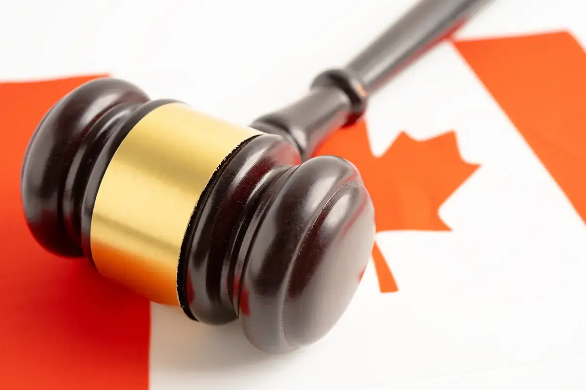 canada-flag-with-judge-hammer