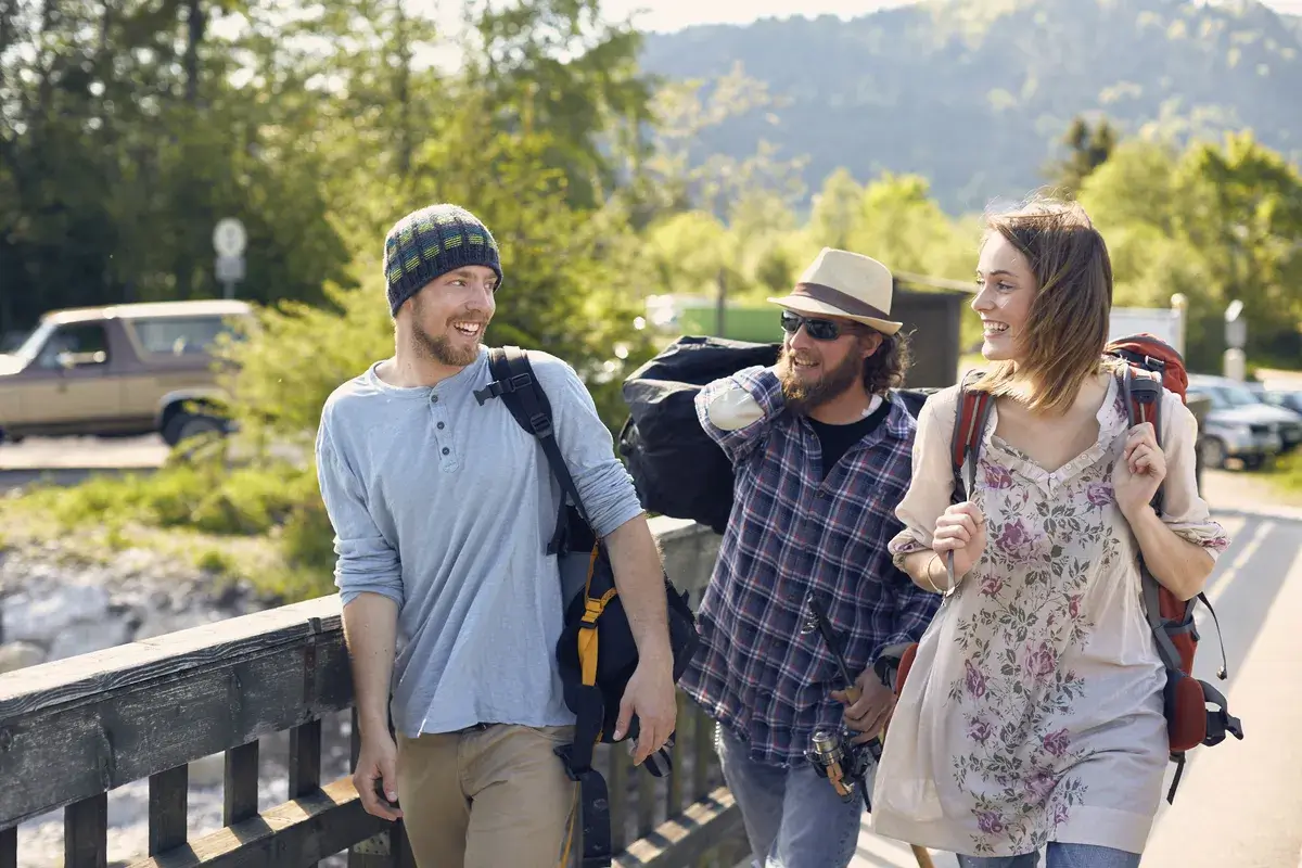 friends-enjoying-a-sunny