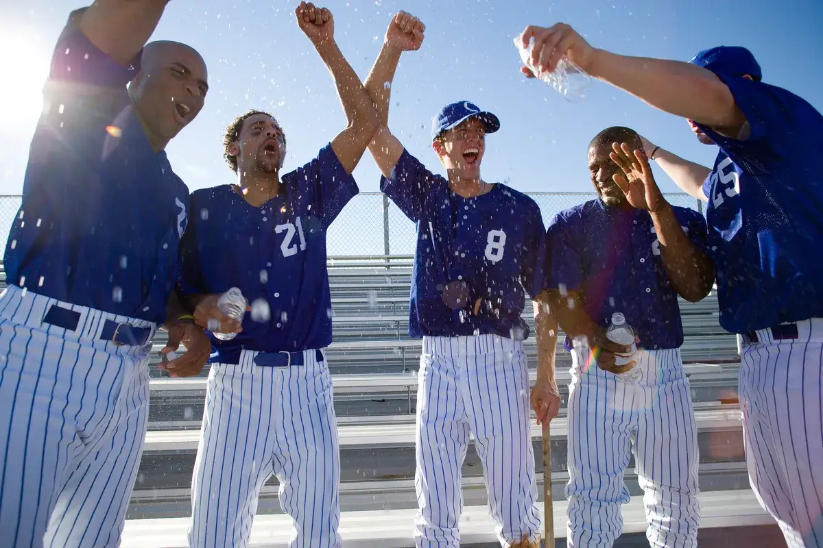 baseball-team-celebrating-victory