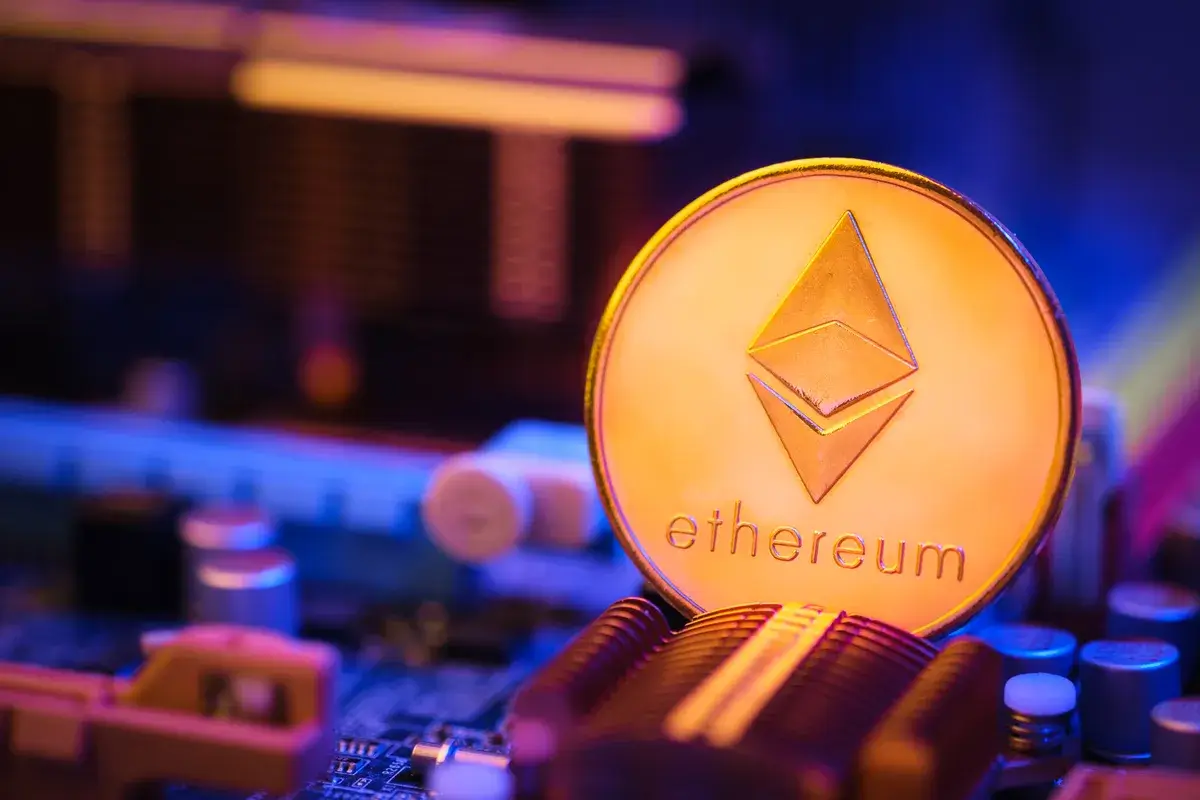 ethereum-crypto-currency-on-circuit-board-virtual