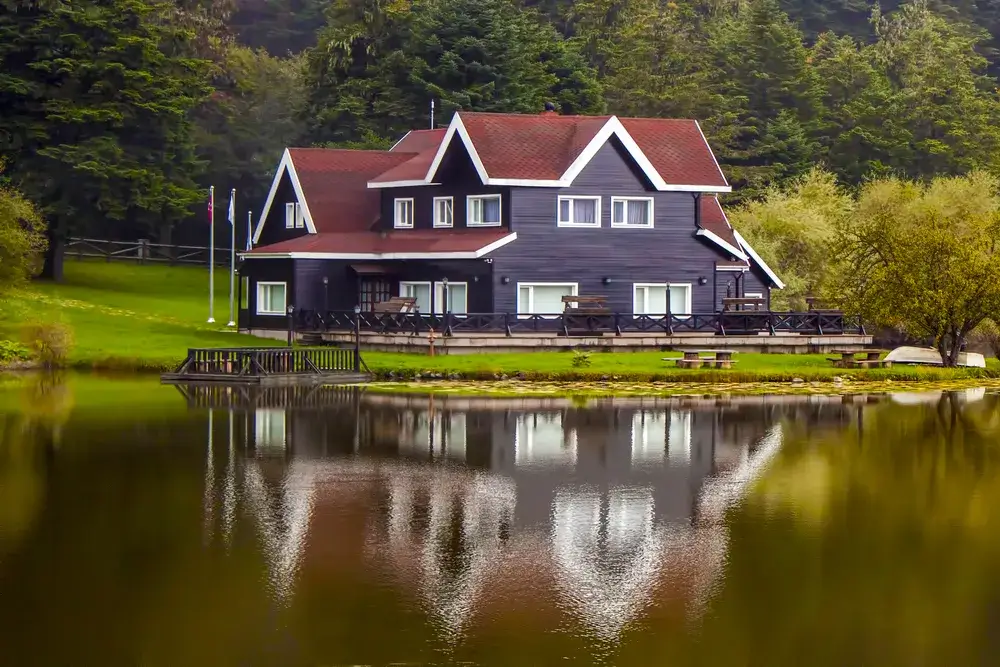 golcuk-bolu-turkey-autumn-season