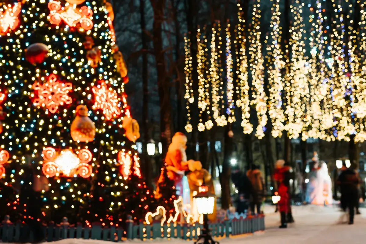 defocus-image-of-illuminated