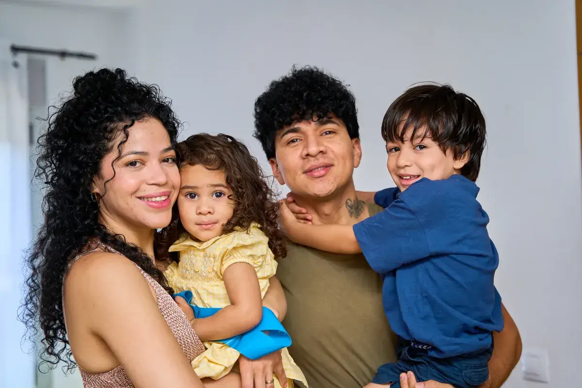 portrait-of-a-family-of-4-looking