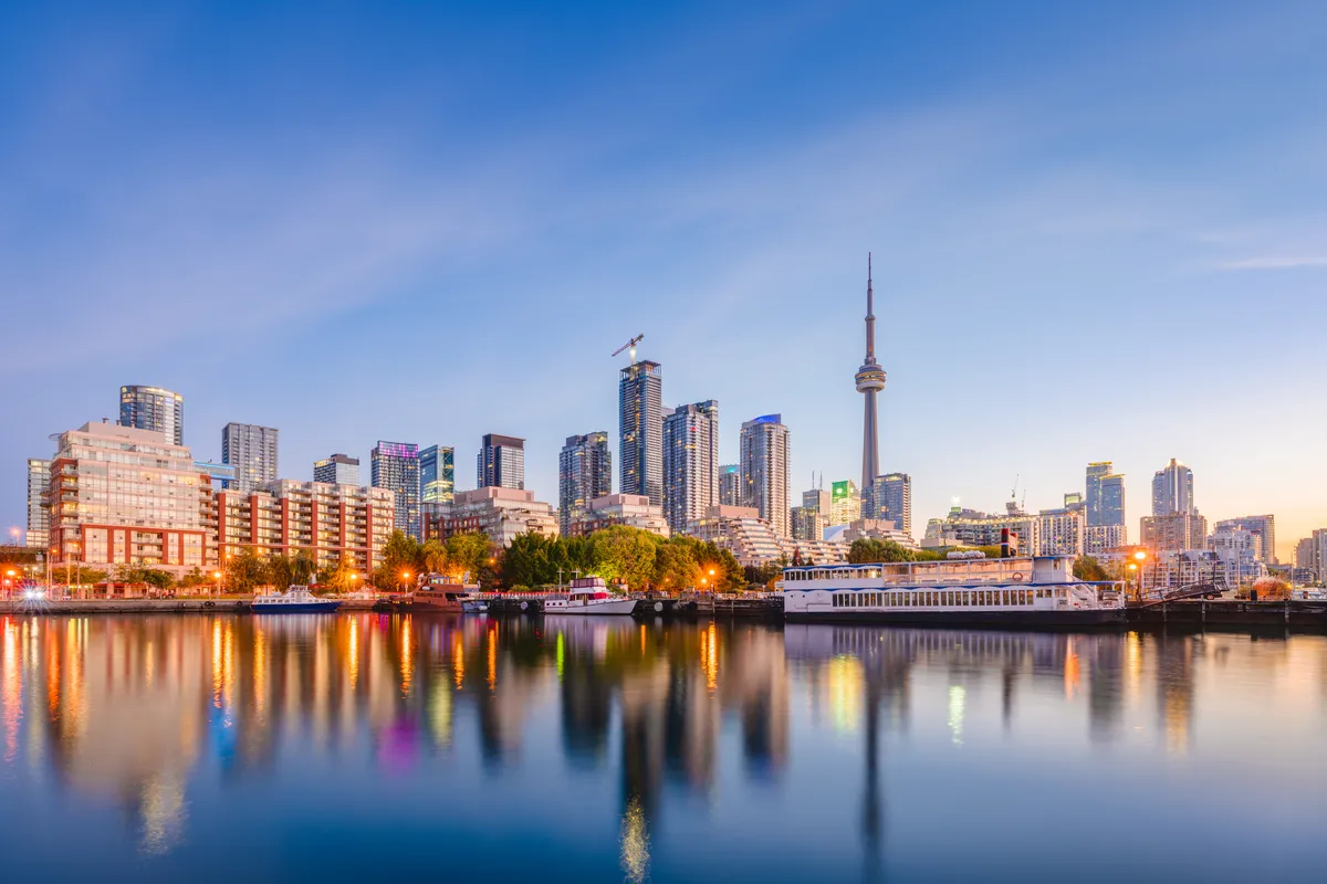 toronto-ontario-canada-skyline