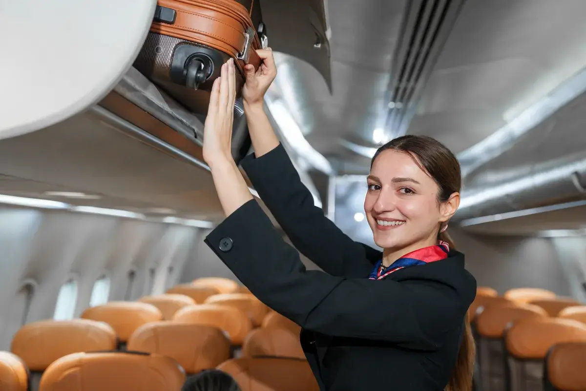 air-hostess-assisting-passenger