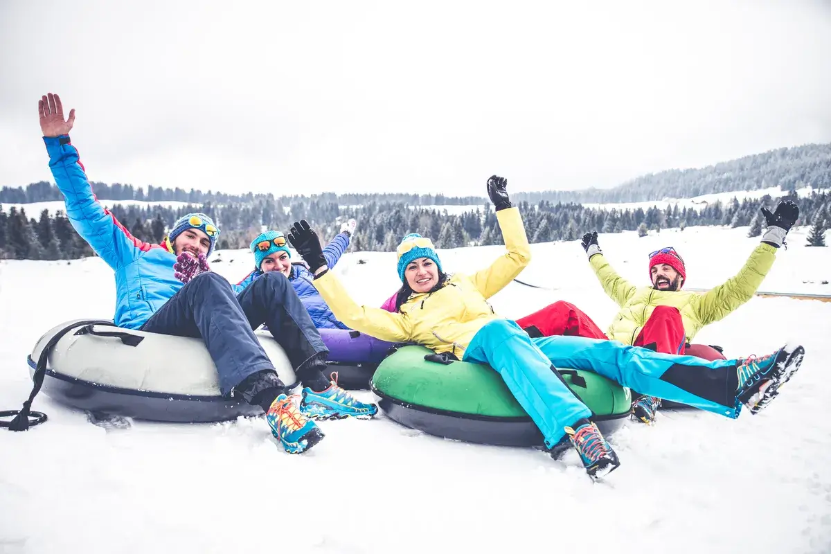 skiers-on-winter-holiday-2026