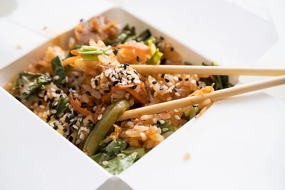 yummy-chinese-wok-from-takeaway