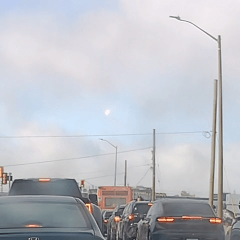 bola de fuego en el cielo