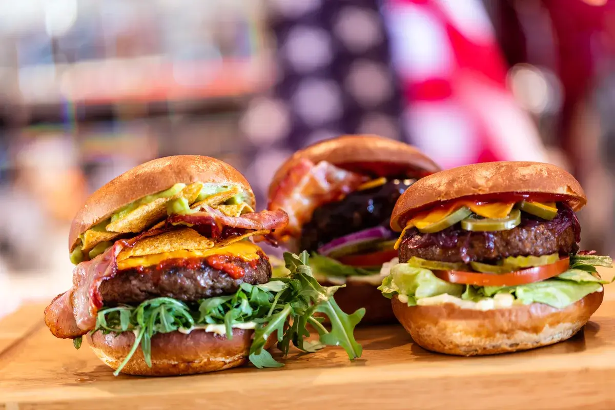 burgers-in-american-restaurant