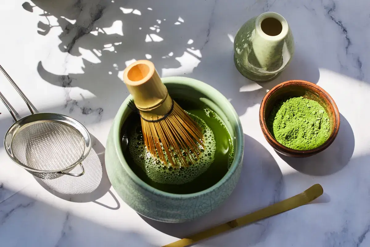 traditional-matcha-preparation-elegant-matcha