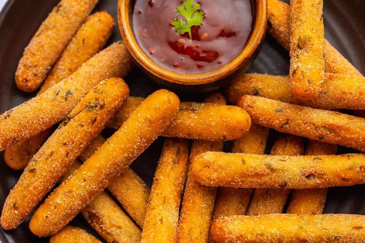 crispy-rava-aloo-fingers-or-potato-semolina