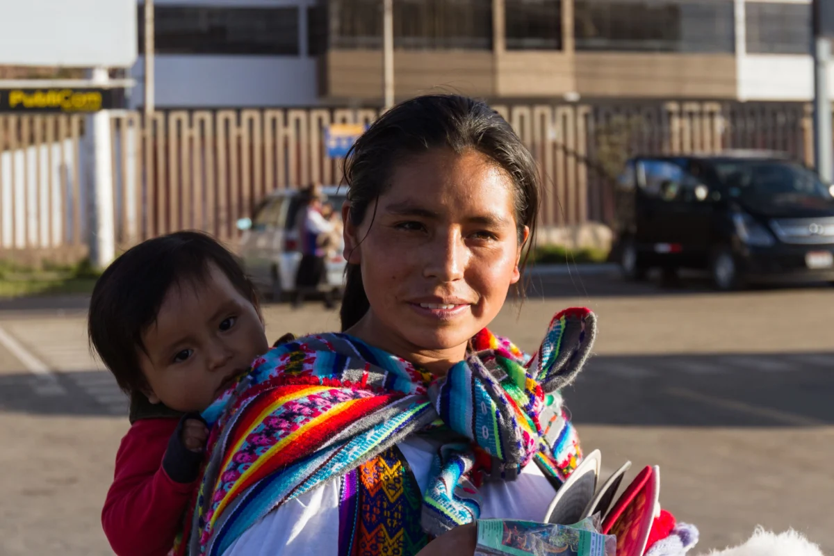 cusco-peru-may-11-young-mother