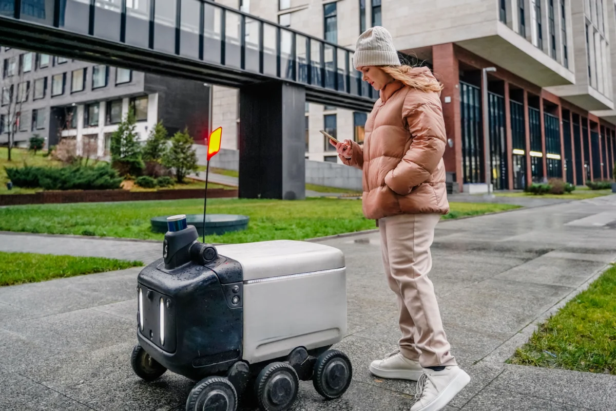woman-controls-autonomous-delivery