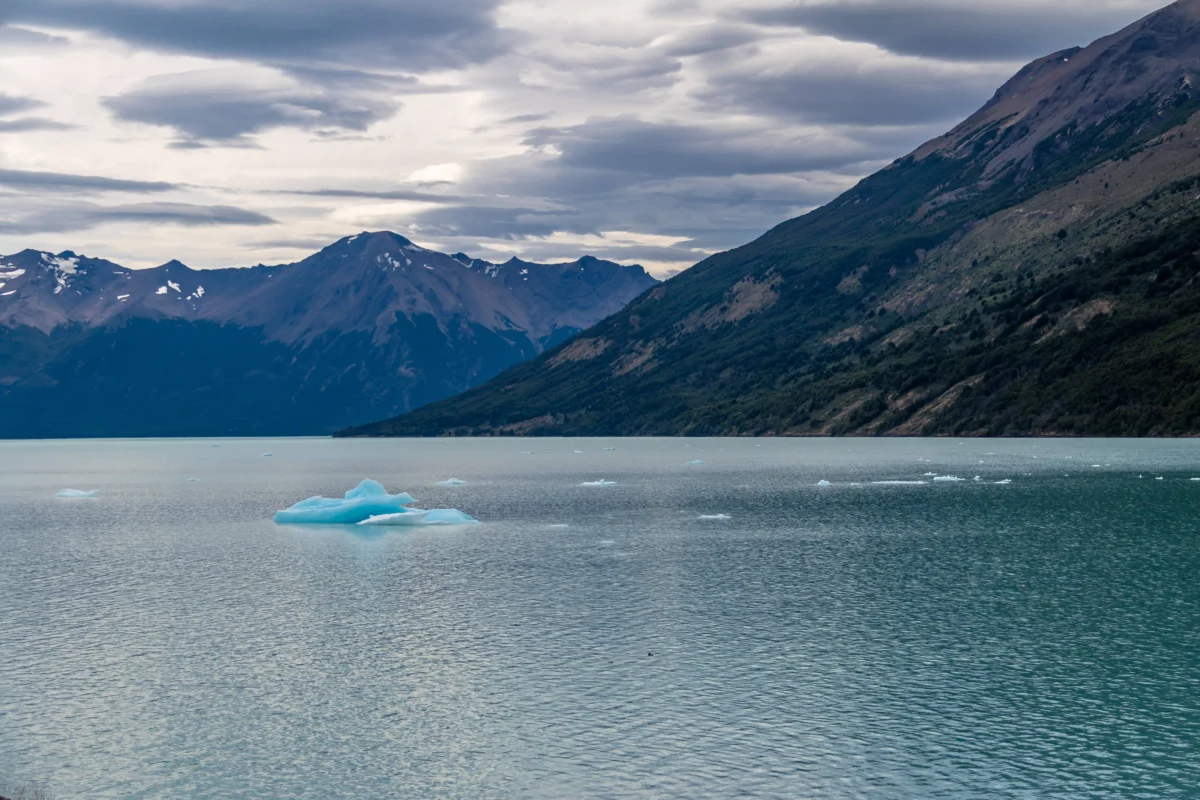 lake-and-iceberg
