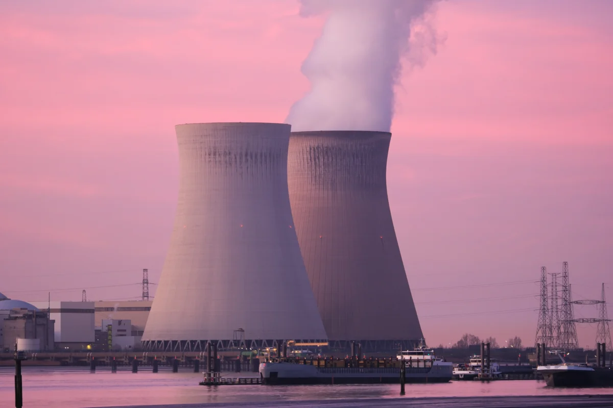 nuclear-power-plant-cooling-towers
